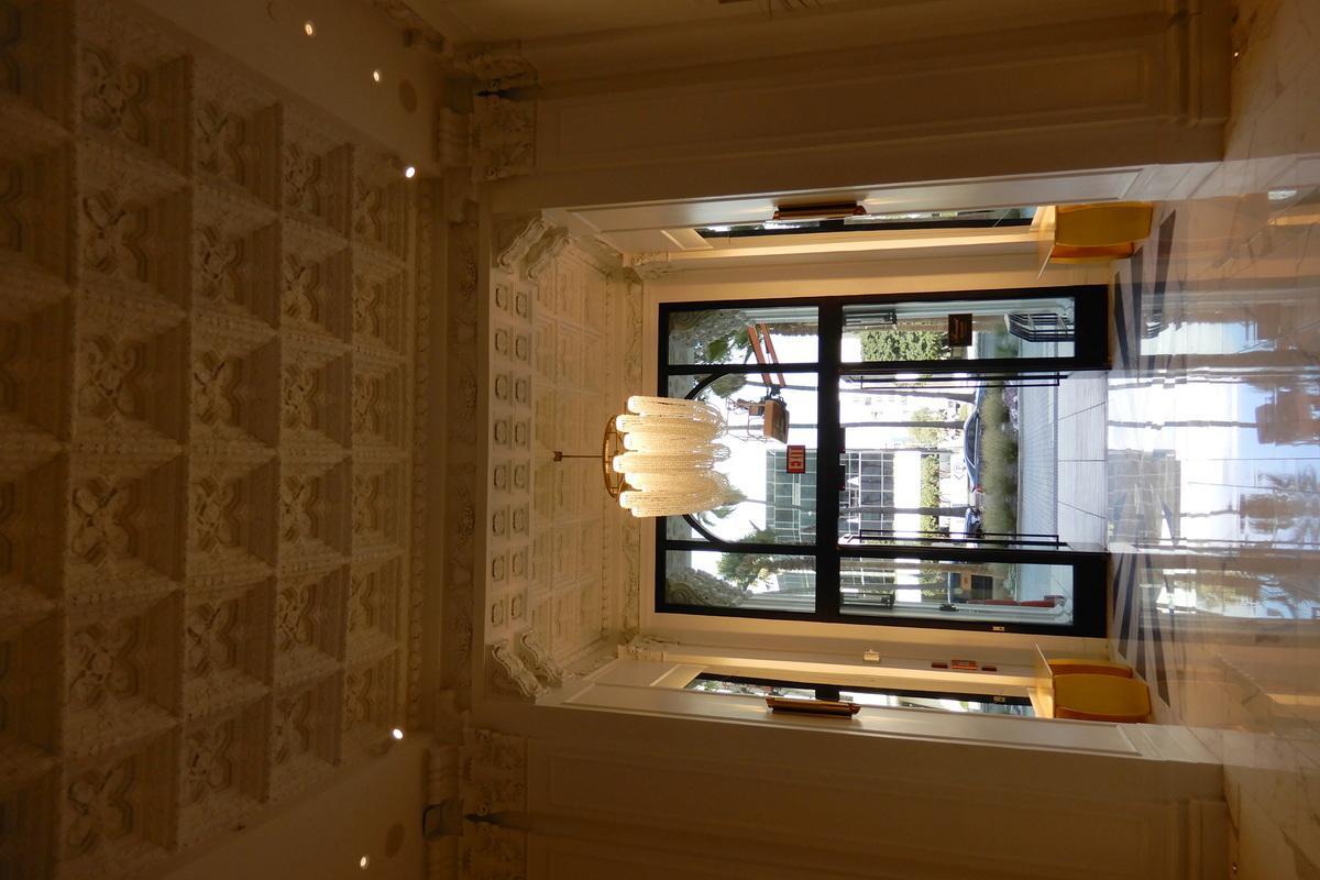 lobby looking toward entrance